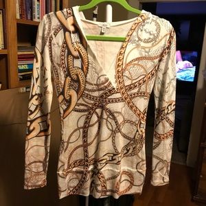 caché blouse with hood